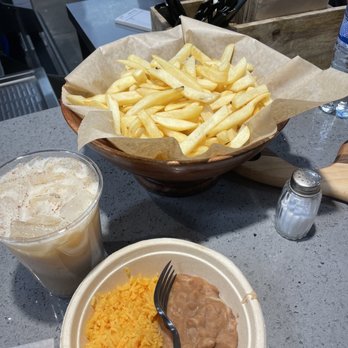 911 Taco Bar Shop - Fry basket - Tacos Near Me - Las Vegas, Nevada 911 Taco Bar Shop - Fry basket - Tacos Near Me - Las Vegas, Nevada