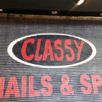 Classy Nails & Spa - Water fountain in Salon - Nail Salons Near Me - Long Beach, California Classy Nails & Spa - Water fountain in Salon - Nail Salons Near Me - Long Beach, California