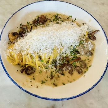 Pepp & Dolores - Italian Near Me - Cincinnati, Ohio