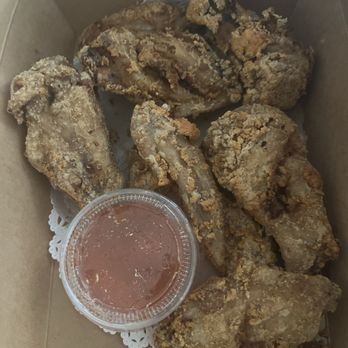 Elephant Thai Kitchen - Chicken Thai Crispy Garlic Wings - Thai Near Me - Long Beach, California Elephant Thai Kitchen - Chicken Thai Crispy Garlic Wings - Thai Near Me - Long Beach, California