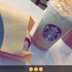 Frapucino caramel avec donut chocolat blanc