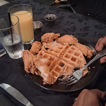 Empire State Jazz Cafe - Chicken and Waffles - Cajun/Creole Near Me - Houston, Texas