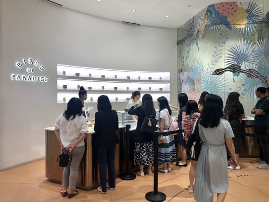 Birds of Paradise Gelato Boutique (Jewel Changi Airport) by null