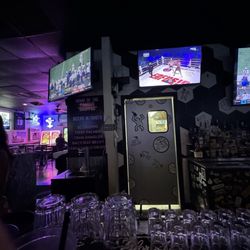 Benders Sports And Spirits