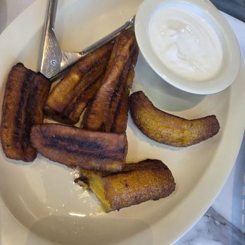 Con Sabor Salvadoreño - Platanos con con crema $14.99 - Salvadoran Near Me - San Fernando Valley, California Con Sabor Salvadoreño - Platanos con con crema $14.99 - Salvadoran Near Me - San Fernando Valley, California