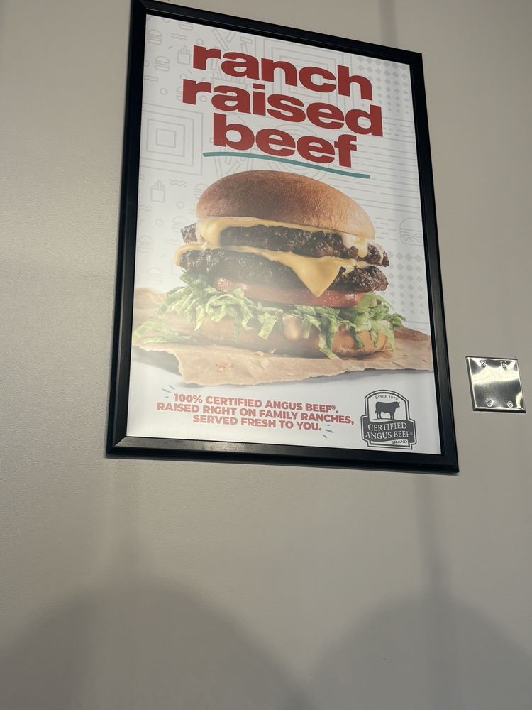 MOOYAH Burgers, Fries & Shakes