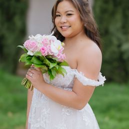 Makeup by Michelle & Hair by Linda Makeup by Michelle & Hair by Linda