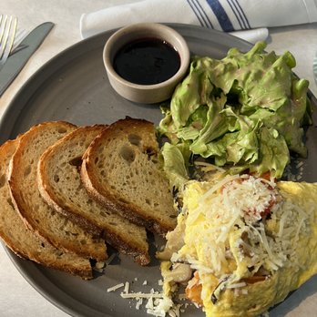 Buttermilk Kitchen - Frittata with side of toast - Breakfast & Brunch Near Me - Atlanta, Georgia Buttermilk Kitchen - Frittata with side of toast - Breakfast & Brunch Near Me - Atlanta, Georgia