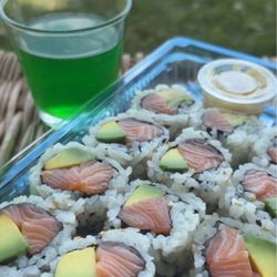 Ao Sushi - Salmon avocado roll X2 (6 pieces per order)