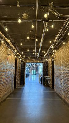 L & L Market by null