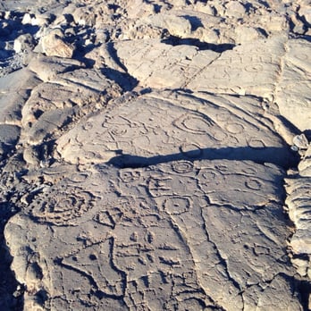 King's Trail - Malama Petroglyph Trail - k'i'i pohaku (petroglyphs) - Hiking Near Me - Waikoloa, Hawaii