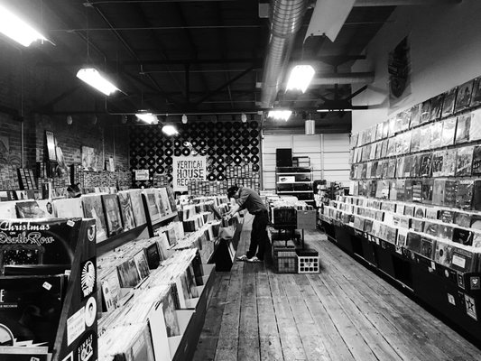 Vertical House Records by null