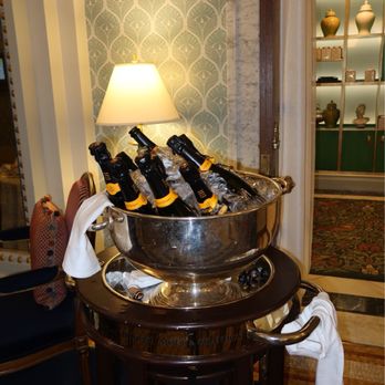 Peacock Alley Tea - Champagne station - Tea Rooms Near Me - Washington, DC, District of Columbia