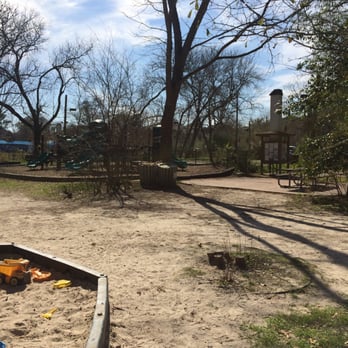Russ Pitman Park - Little play ground. Very nice. - Parks Near Me - Bellaire, Texas Russ Pitman Park - Little play ground. Very nice. - Parks Near Me - Bellaire, Texas
