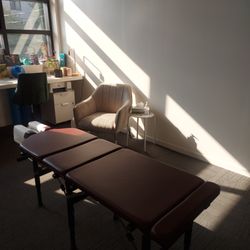 JFu Chiropractic - Chiropractic tools in JFu Chiropractic's clinic in the Upper Beaches.