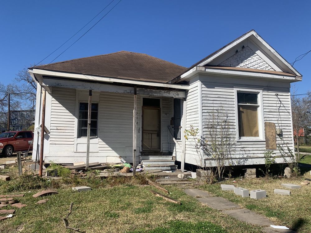 Slide of Pinnacle Construction Group