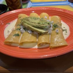 El Rancho Mex Grill - Enchiladas Suiza