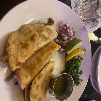 Superior Grill Highland - Duck Tacos - Tex-Mex Near Me - Baton Rouge, Louisiana Superior Grill Highland - Duck Tacos - Tex-Mex Near Me - Baton Rouge, Louisiana