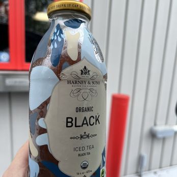 Moonburger - Harney & Sons Organic Black Iced Tea - Vegetarian Near Me - Poughkeepsie, New York