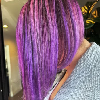 Mirror Mirror Salon - The Grove - Natalie does amazing Hollywood glamour hair - Hair Stylists Near Me - Austin, Texas