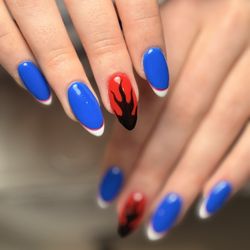 Nails by Ivy