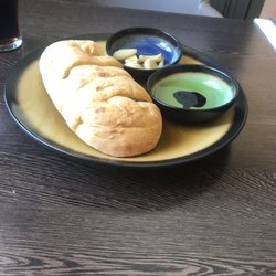 Mitchell River Tavern - Garlic bread , olive oil , garlic cloves
