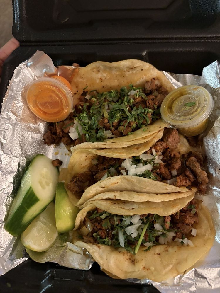 Machucas Taco Xpress