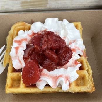 Ski Butternut - Strawberry Waffle - Ski & Snowboard Shops Near Me - Great Barrington, Massachusetts Ski Butternut - Strawberry Waffle - Ski & Snowboard Shops Near Me - Great Barrington, Massachusetts