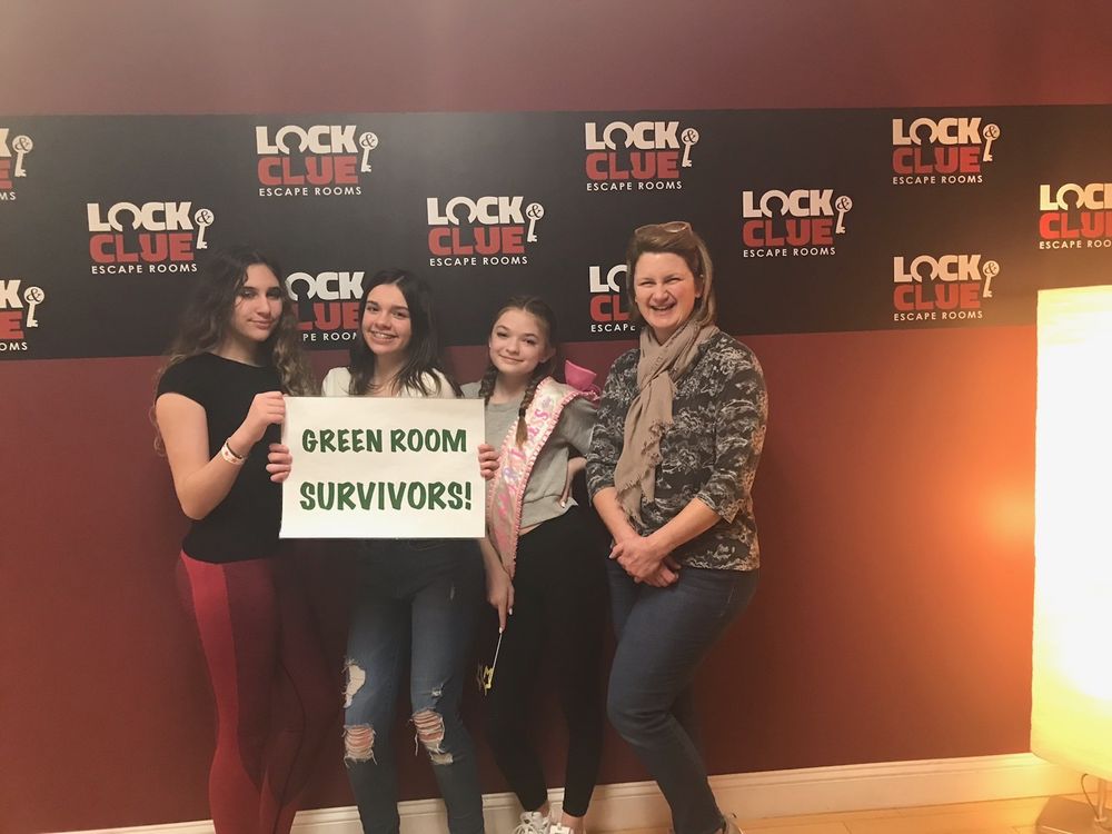 LOCK & CLUE ESCAPE ROOMS 37 Photos & 74 Reviews 1005 Main St
