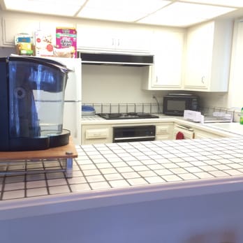 Burr White Realty - My old kitchen. Was a bit dated but heard they remodeled. - Property Management Near Me - Newport Beach, California