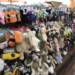 Sierra - Pet toys, galore!