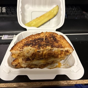 Jayy’s - BBQ Chicken Grilled Cheese - Comfort Food Near Me - Woodstock, Connecticut Jayy’s - BBQ Chicken Grilled Cheese - Comfort Food Near Me - Woodstock, Connecticut