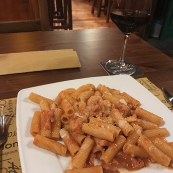 Finn Mc Cumhal - Amatriciano €8.50 - Irish Pub Near Me - Rome, RM