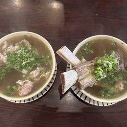 Phở Tái Bụng - Beef Belly and pho Phở Sườn Bò - 2 Bones Phở Tái Bụng - Beef Belly and pho Phở Sườn Bò - 2 Bones