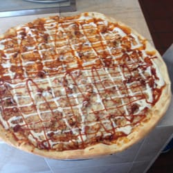 Giovanni's Pizza Restaurant - Buffalo & BBQ Chicken mmmmmmmmmmmmmm!!!!