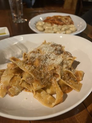 La Tavola by null
