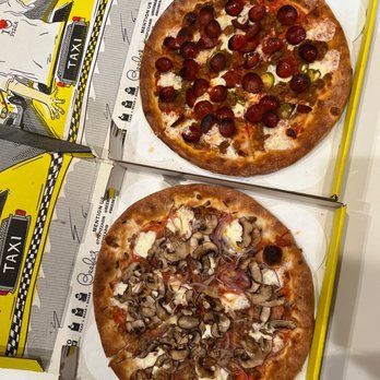 Beebe's - Jimmy Forager and  Hot Italian - Pizza Near Me - Long Island City, New York
