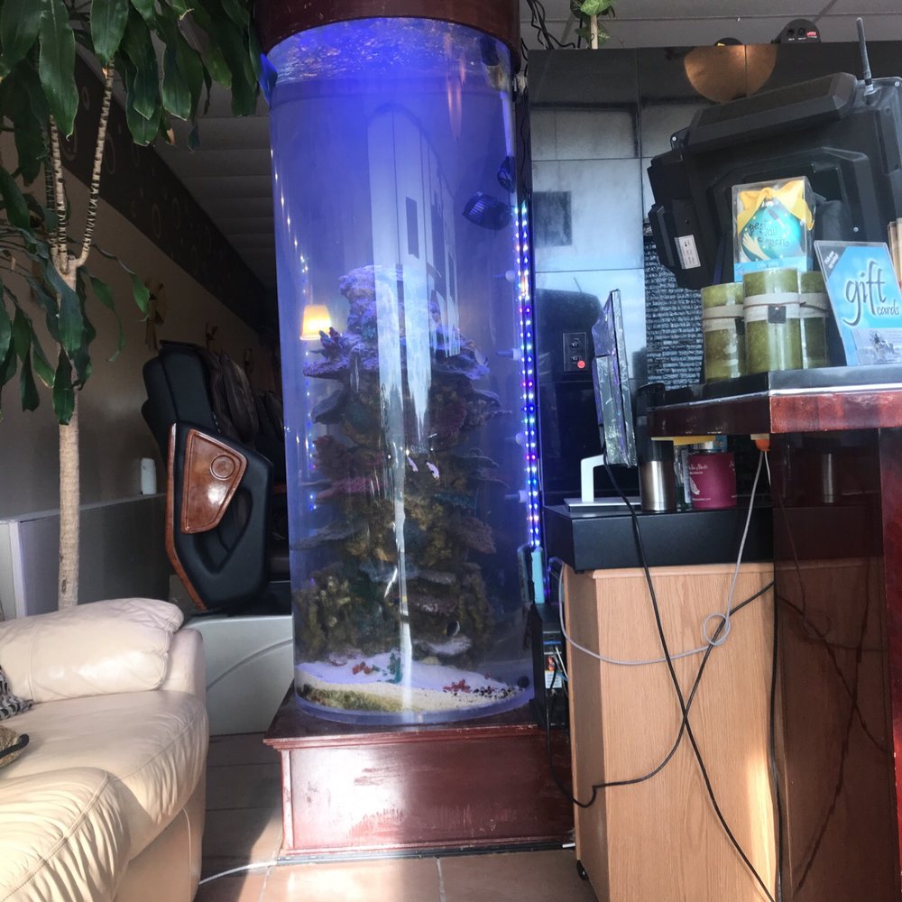 Dual fountain in reception area.