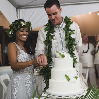 Maui Wedding Cakes - Bakeries Near Me - Kihei, Hawaii Maui Wedding Cakes - Bakeries Near Me - Kihei, Hawaii