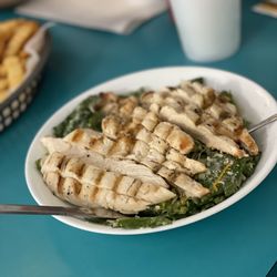 Sharky's - Caesar Salad with grilled chicken (small)