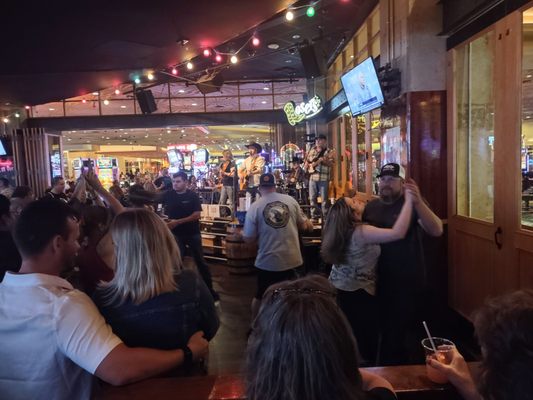 Losers Bar by null