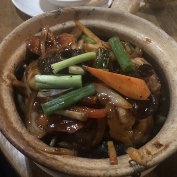 Momo Mee - Szechuan Mala with Shrimp (Clay Pot) - Pan Asian Near Me - Milwaukee, Wisconsin