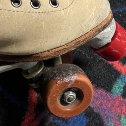 Skate Station USA - My rental skate.