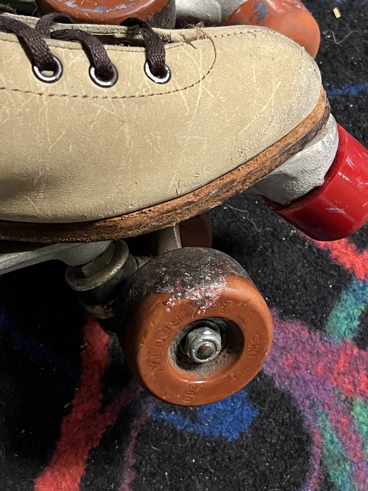 SKATE STATION USA Updated October 2024 19 Photos & 13 Reviews Oak