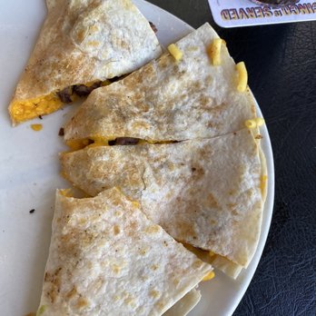 Chevys - Cold Quesadilla with fatty inedible steak and Macaroni and cheese stuck to the outside?? (No one at our table ordered Mac n cheese) - Mexican Near Me - Fairfield, California Chevys - Cold Quesadilla with fatty inedible steak and Macaroni and cheese stuck to the outside?? (No one at our table ordered Mac n cheese) - Mexican Near Me - Fairfield, California