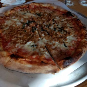 New York Pizza - Pizza Near Me - Danielson, Connecticut
