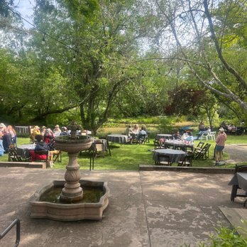 Fieldbrook Winery - Wineries Near Me - McKinleyville, California