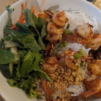 Com Tam Ninh Kieu - Grilled shrimp vermicelli salad - Vietnamese Near Me - Bronx, New York