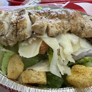 Beni's Pizza - Grilled chicken ceasar salad - Pizza Near Me - Lake Dallas, Texas