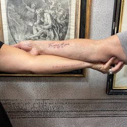 PURO Tattoo Studio - Mom and daughter